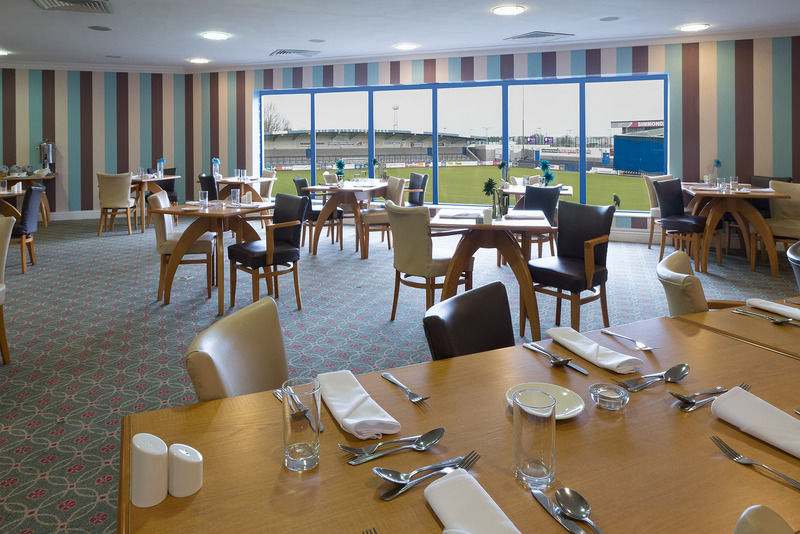 The Telford Whitehouse Hotel ภายนอก รูปภาพ