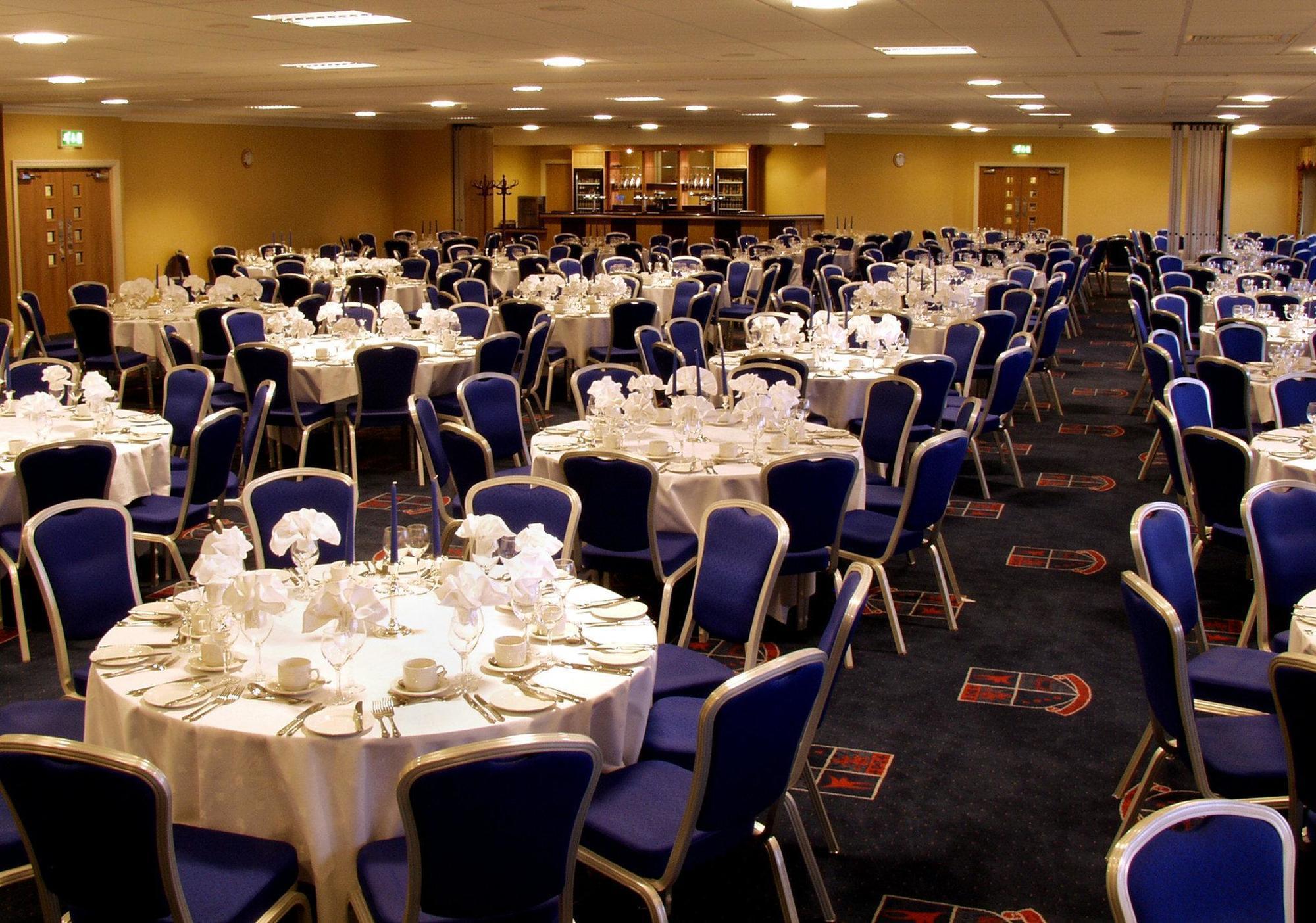 The Telford Whitehouse Hotel ภายนอก รูปภาพ