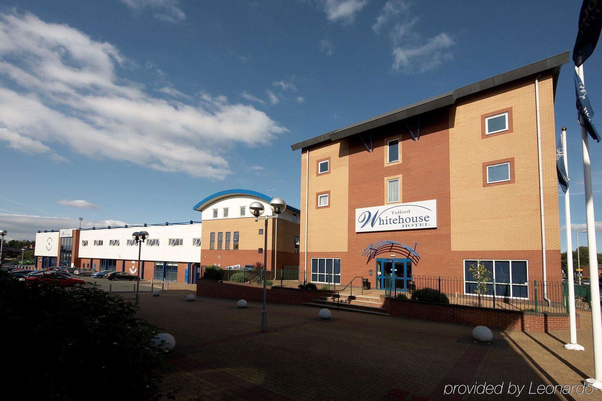 The Telford Whitehouse Hotel ภายนอก รูปภาพ