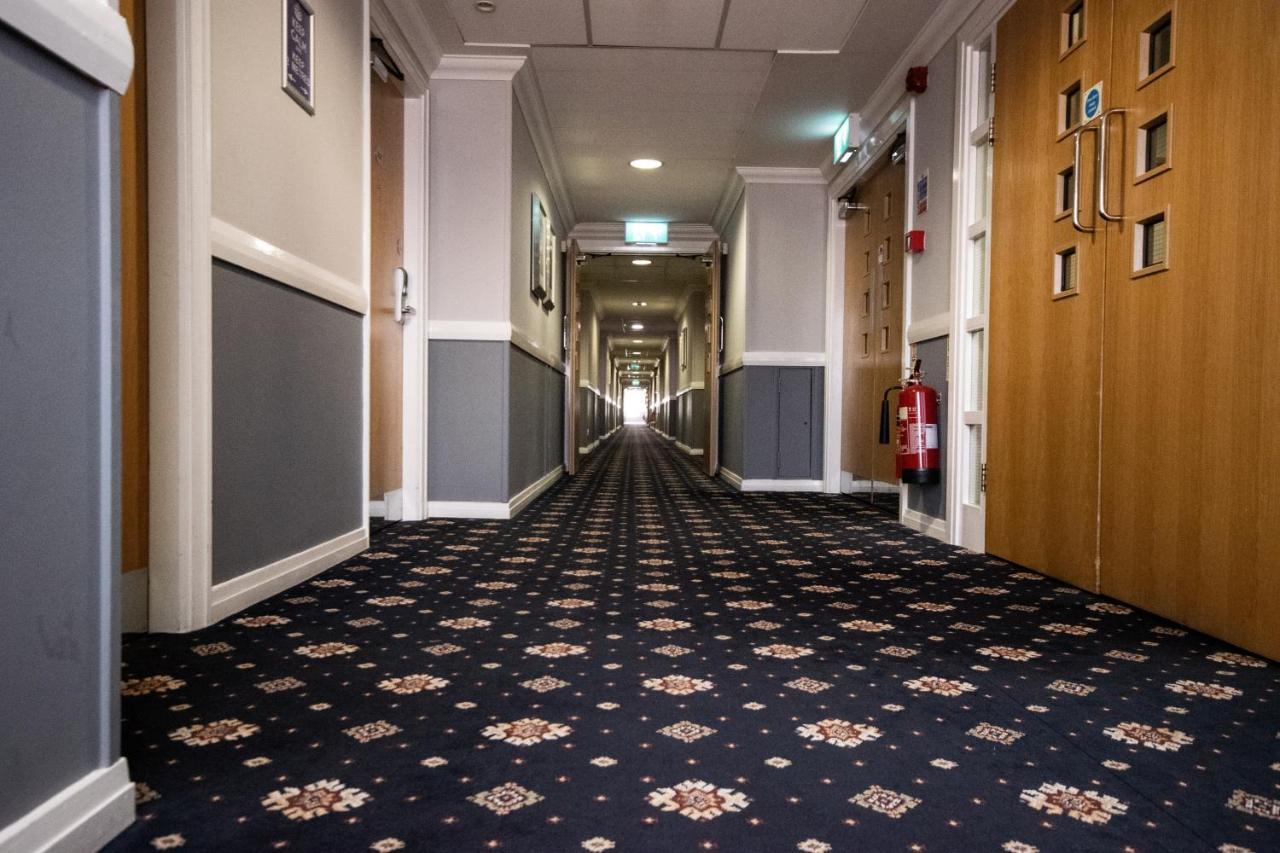 The Telford Whitehouse Hotel ภายนอก รูปภาพ